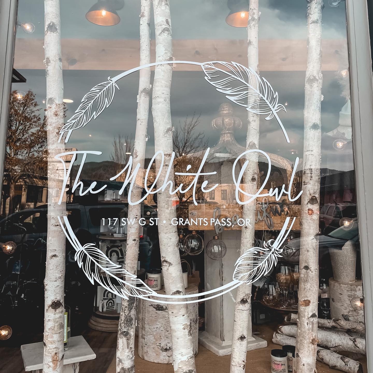 store-logo