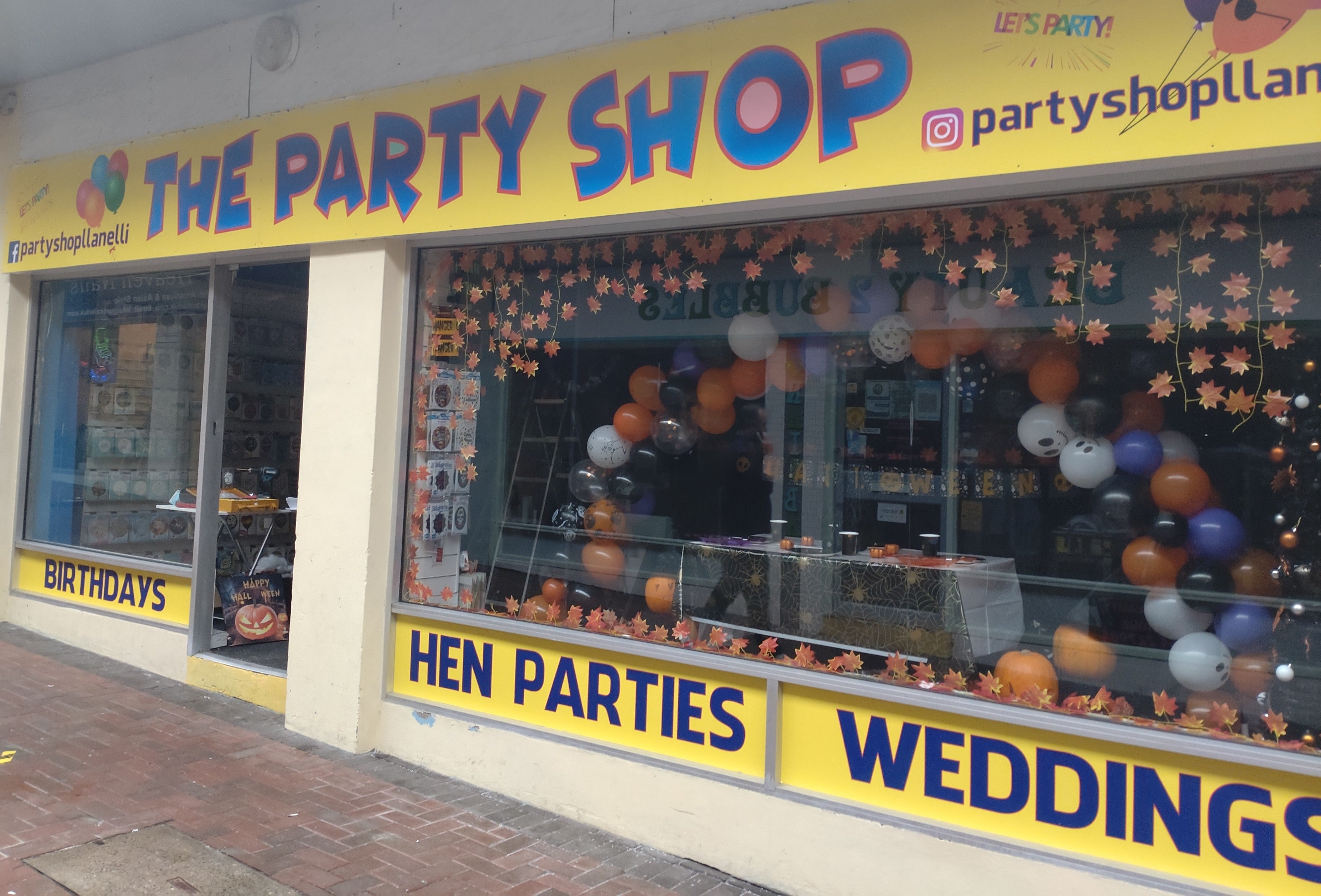 store-logo