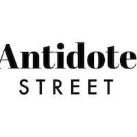 store-logo